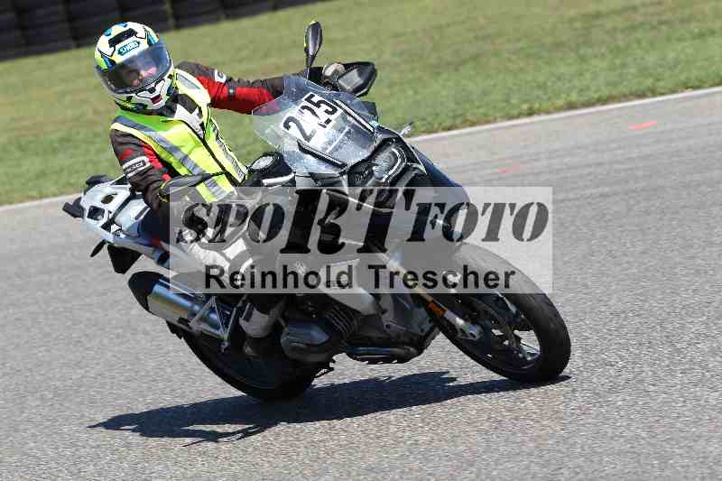 Archiv-2025/43 08.08.2025 Discover the Bike ADR/Bike 1 gruen/225